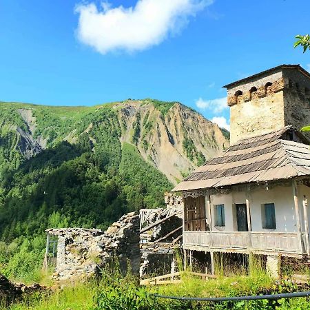 Panorama Guesthouse Mata C. Adishi Exterior photo