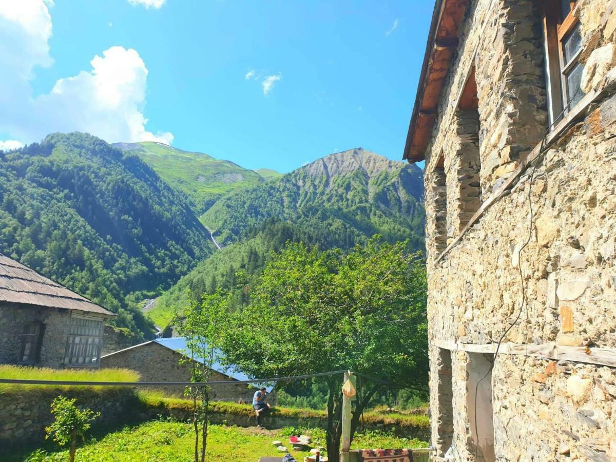 Panorama Guesthouse Mata C. Adishi Exterior photo