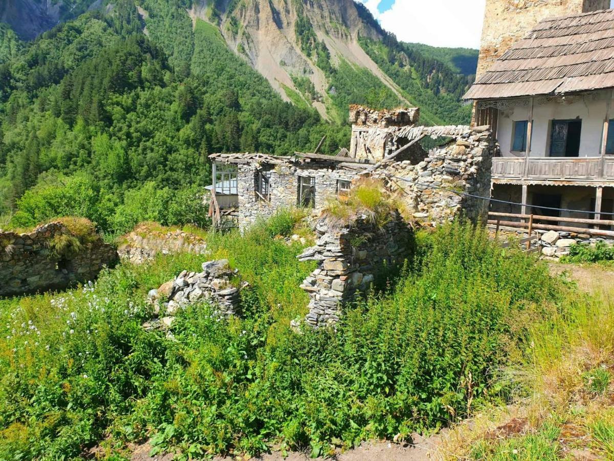 Panorama Guesthouse Mata C. Adishi Exterior photo